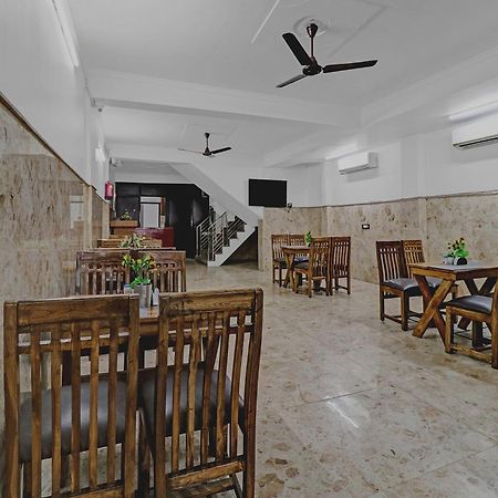 Hotel O Bharat Stay Near Indira Gandhi International Airport New Delhi Bagian luar foto